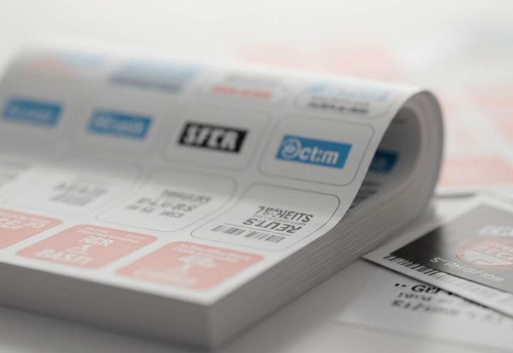Adhesive label manufacturing Laval
